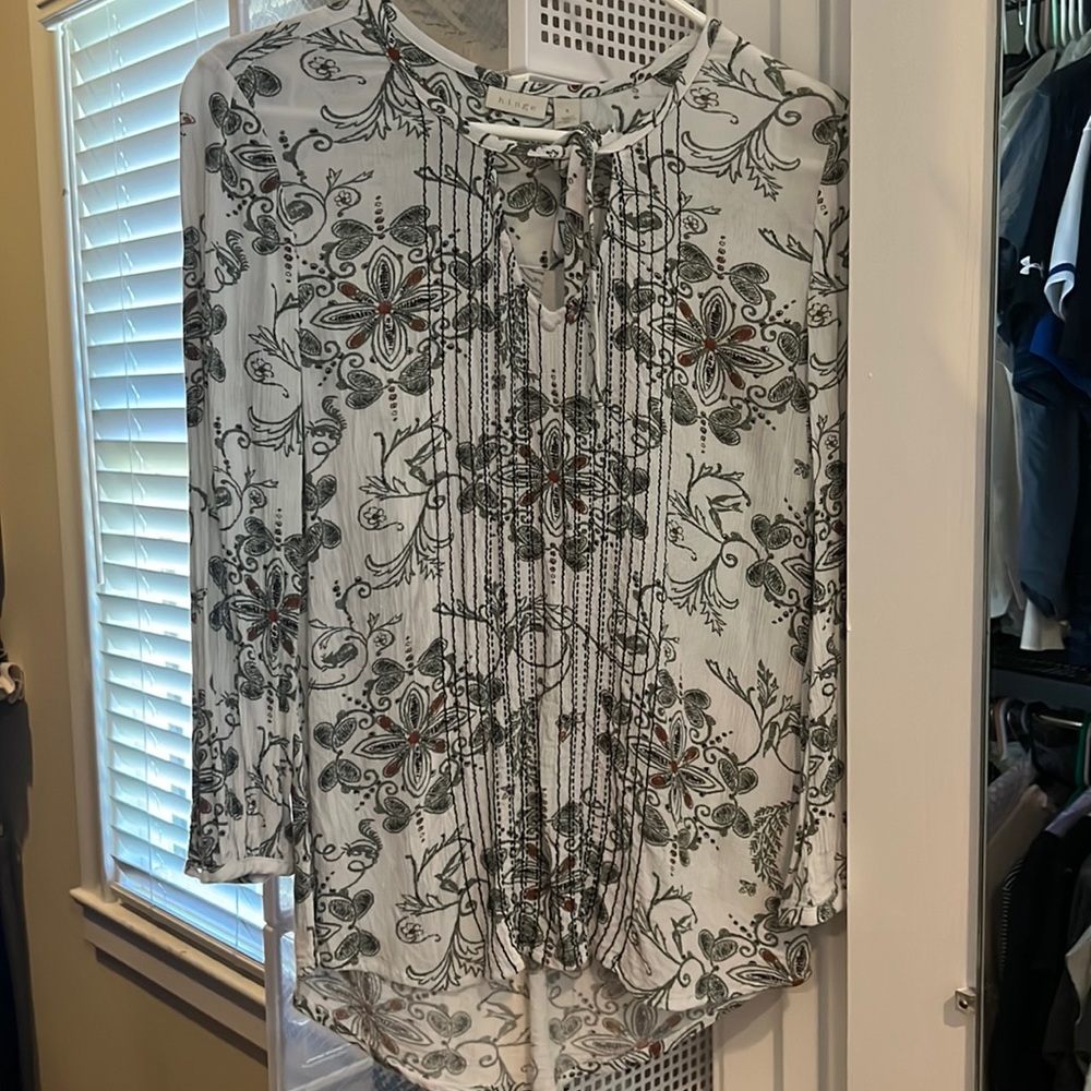 Hinge boho gauze shirt with floral prints